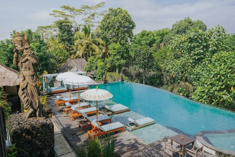 What Should We Pay Attention to When Renting a Villa?