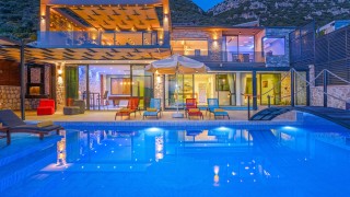Villa Ada Kalkan, 3-Bedroom Villa in Kördere | Kalkandavillan